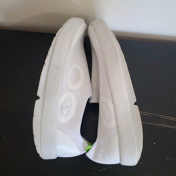 Oofos OOmg eeZee Low Mens Size 9.5 Slip-On Shoes Knit White Recovery Comfort main image 5